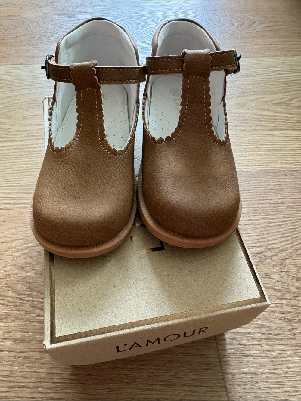 L'Amour Louise Scalloped T-Strap Mary Jane
